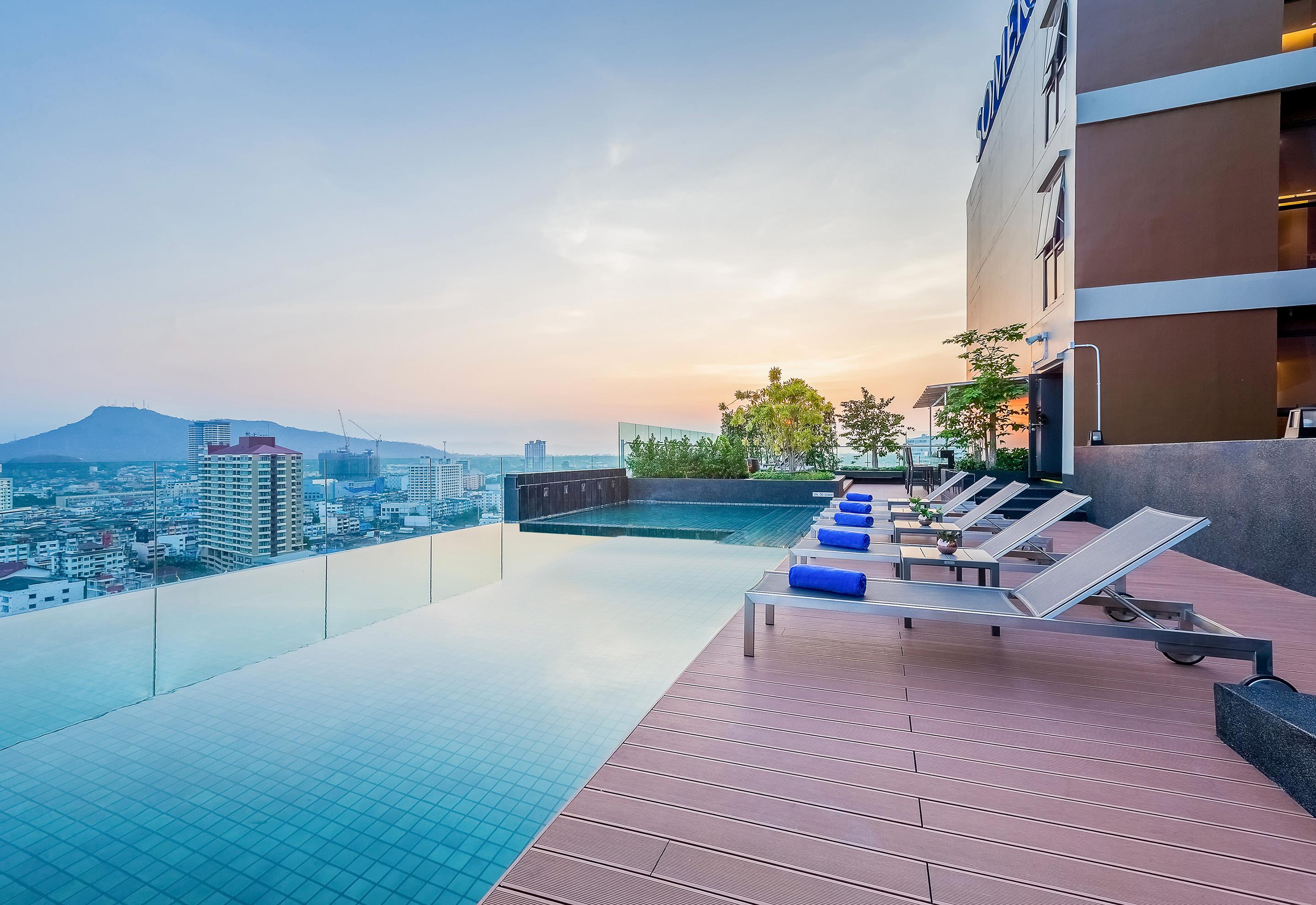 Somerset Harbourview Sri Racha Si Racha Exterior photo